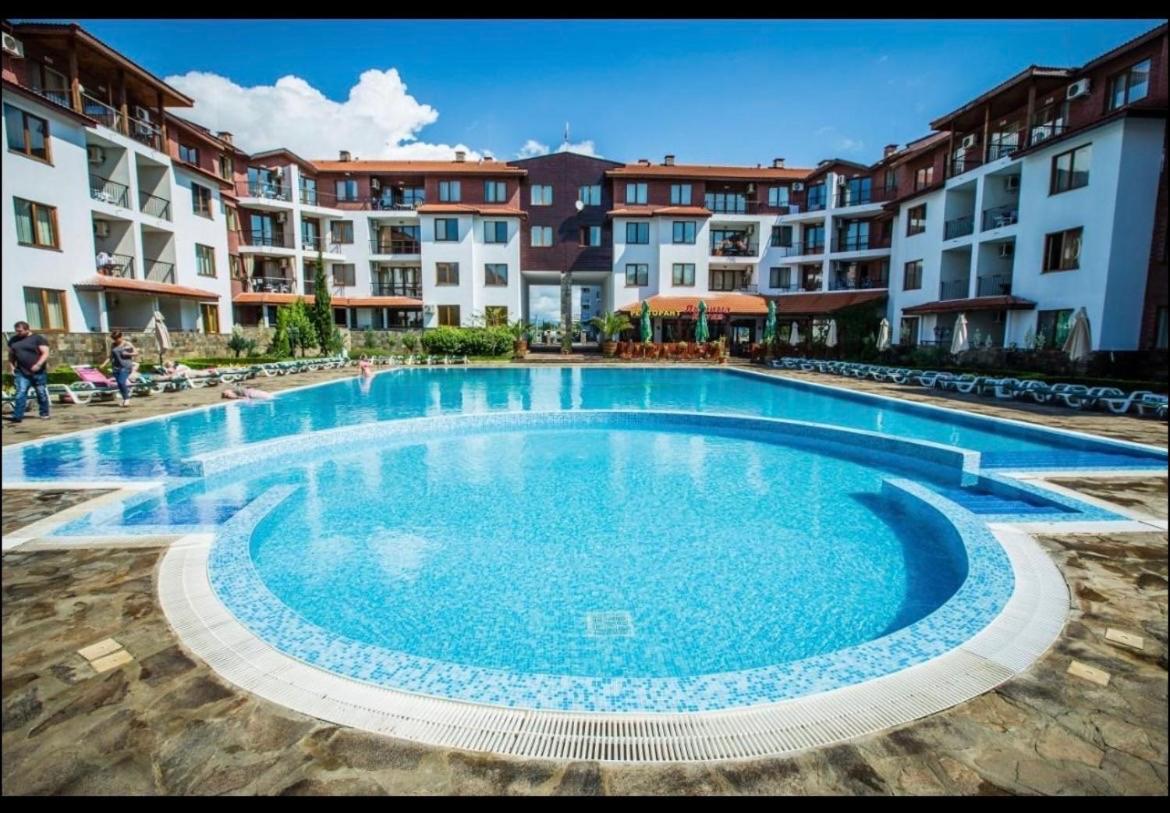 Private Apartments In Apolon Ravda Exterior foto