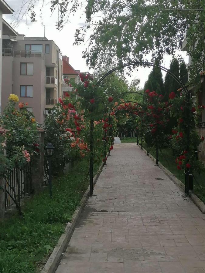 Private Apartments In Apolon Ravda Exterior foto
